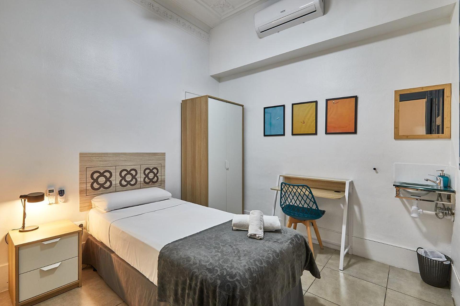 Camera Singola con Bagno in Comune